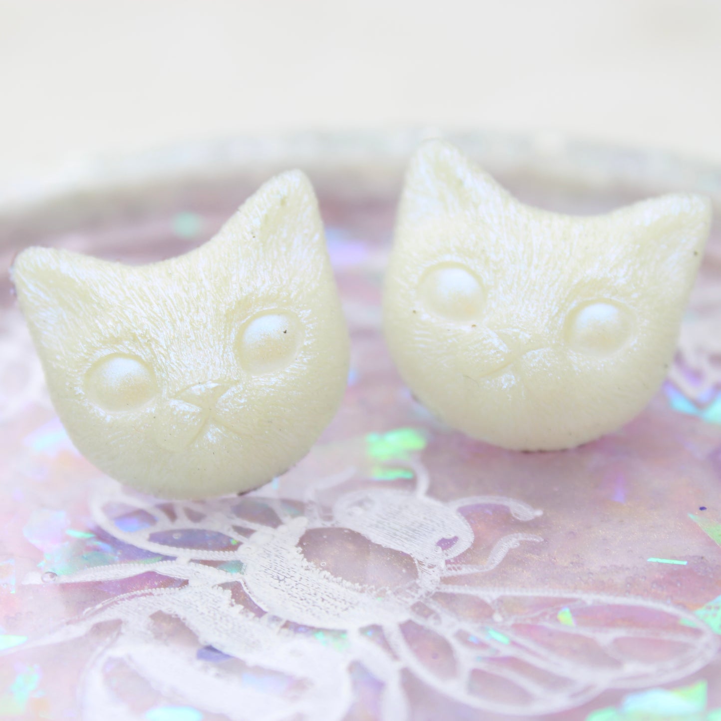 Detailed Kitty Face Studs